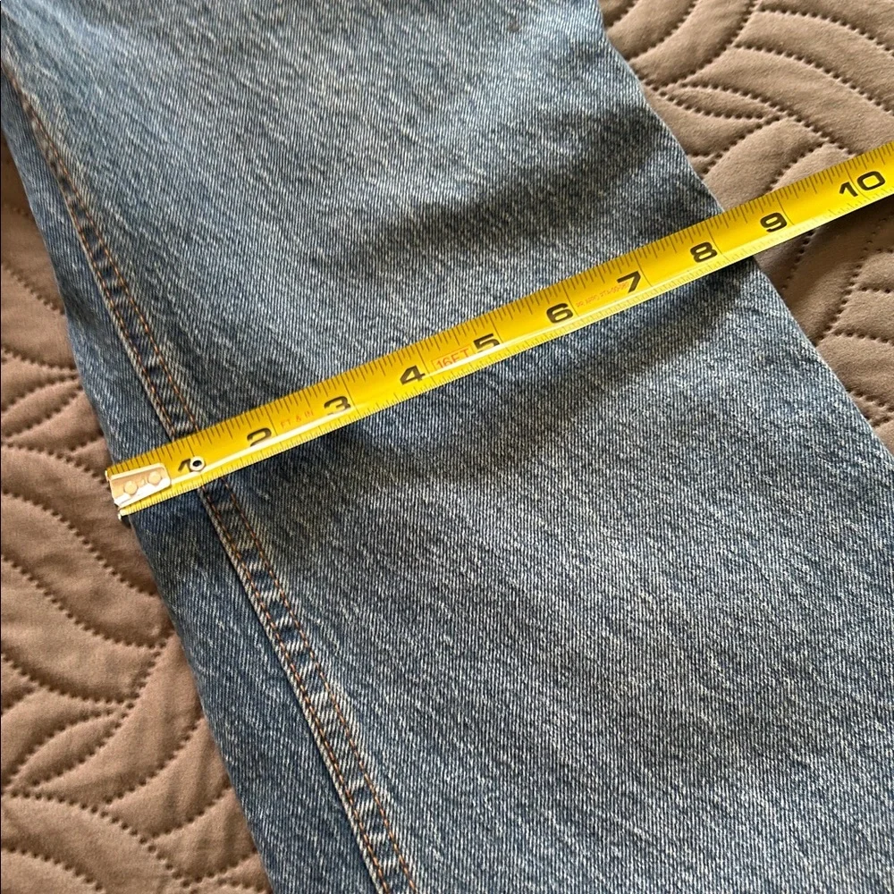 Abercrombie & Fitch High Rise “The 90’s” Jeans - Picture 5 of 9